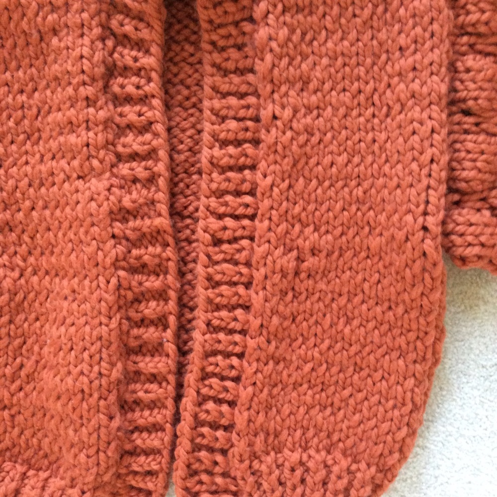 Hubble Bubble Crop Sweater Size S/M - Picture 6 of 6